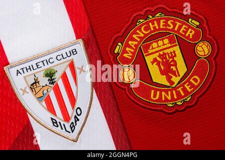 Gros plan sur l'écusson du club Manchester United et Athletic Club Bilbao. Banque D'Images