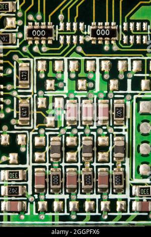 Résistances CMS sur carte de circuit imprimé - États-Unis Banque D'Images