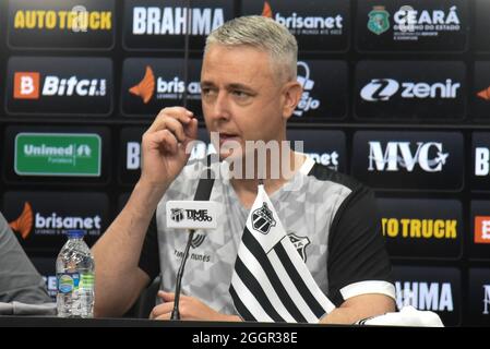 Fortaleza, Brésil. 1er septembre 2021. L'après-midi de ce mercredi (1) Ceará SC, a présenté l'entraîneur Tiago Nunes à la tête de l'équipe alvinegra jusqu'au 2022 décembre. La présentation a eu lieu au stade Ceará SC 'Poramgabuçu', à Fortaleza-ce. Les débuts de Tiago Nunes avec Ceará SC seront contre Grêmio à l'Arena do Grêmio dans le 20ème tour du Championnat brésilien le 12ème à Porto Alegre-RS. Crédit: SPP Sport presse photo. /Alamy Live News Banque D'Images
