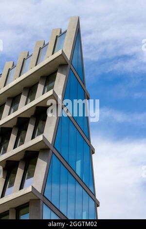 Milan, Italie. 28 avril 2019. Italie, Lombardie, Milan, Fondation Feltrinelli conçu par les Architectes Herzog et de Meuron crédit: Agence photo indépendante/Alamy Live News Banque D'Images