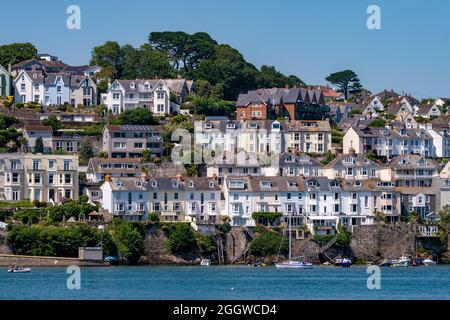 Vue sur la rivière Fowey à Fowey depuis le château de Polruan - Polruan, Cornwall, Royaume-Uni. Banque D'Images