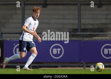 Newport, pays de Galles, Royaume-Uni. 3 septembre 2021. Brodi Hughes, d'Angleterre, lors du match international amical entre le pays de Galles de moins de 18 ans et l'Angleterre de moins de 18 ans au Spytty Park, Newport. Crédit : Mark Hawkins/Alay Live News Banque D'Images