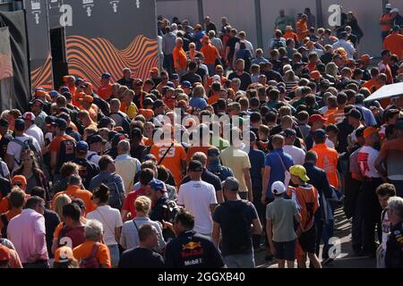 Zandvoort, pays-Bas. 03ème septembre 2021. 03.09.2021, circuit Park Zandvoort, Zandvoort, FORMULE 1 GRAND PRIX DE PAYS-BAS HEINEKEN 2021, sur la photo il y a une foule à Zandvoort. Credit: dpa/Alay Live News Banque D'Images
