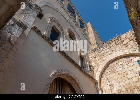 L'abbaye de Santa Maria di Pulsano est un complexe monastique situé sur le Gargano. Le 8 septembre est la fête de la Madonna di Pulsano : la Fro fidèle Banque D'Images