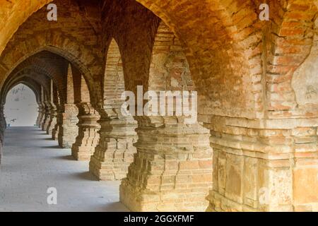 Temple Rasmancha, Bishnupur , Inde - ancien temple en briques fait en 1600. Patrimoine de l'UNESCO. Banque D'Images