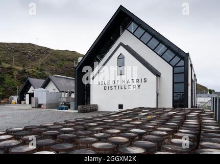 Extérieur de la distillerie Isle of Harris à Tarbert Isle of Harris, Outer Hebrides, Écosse, Royaume-Uni Banque D'Images