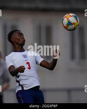 Newport, Royaume-Uni. 03 septembre 2021. Zak Sturage (3) en action, au pays de Galles contre l'Angleterre U18, score final 1-1 crédit:, Graham Glendinning,/ Alamy Live News Banque D'Images