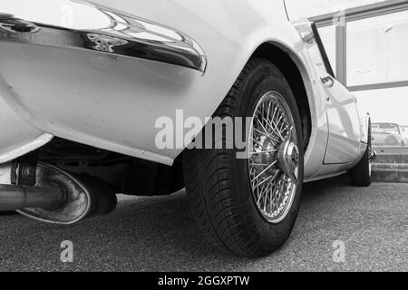 Classique de la production automobile britannique, le Spitfire est une araignée produite par la Triumph Motor Company entre 1962 et 1980. La version mk3 a été construite s. Banque D'Images