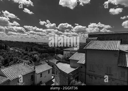 Vinci est une ville italienne de 14 615 habitants dans la ville métropolitaine de Florence, en Toscane. Il est connu pour avoir été le lieu d'origine de Leona Banque D'Images