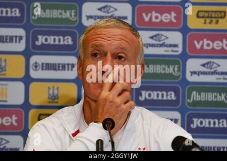 Kiev, Ukraine. 03ème septembre 2021. Didier Deschamps, entraîneur en chef de la France, réagit lors d'une conférence de presse au stade olympique de Kiev, le 3 septembre 2021 à la veille de la coupe du monde de la FIFA, Qatar qualification 2022, match de football du Groupe D entre l'Ukraine et la France (photo d'Aleksandr Gusev/Pacific Press) Credit: Pacific Press Media production Corp./Alamy Live News Banque D'Images