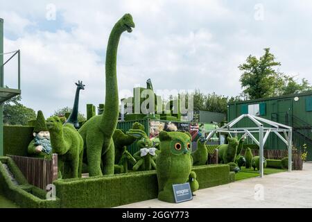 Easigrass animaux à herbe artificielle (EASI-animaux, sculptures animales recouvertes d'herbe plastique), Royaume-Uni Banque D'Images