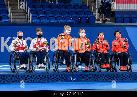 Tokyo, Japon. 04e septembre 2021. TOKYO, JAPON. 04e septembre 2021. Diede de Groot et Aniek van Koot (NED) - Gold et Lucy Shuker et Jordanne Whiley (GBR) - Silver pendant le tennis en fauteuil roulant - Women's Double Gold Medal Match GBR vs NED - Tokyo 2020 Jeux paralympiques au centre de tennis Ariake le samedi 04 septembre 2021 à TOKYO, JAPON. Credit: Taka G Wu/Alay Live News Credit: Taka Wu/Alay Live News Banque D'Images