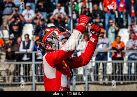 Zandvoort, pays-Bas. 04e septembre 2021. Leclerc Arthur (mco), Prema Racing, Dallara F3 célébrant sa victoire lors de la 6ème manche du Championnat de Formule 3 2021 de la FIA du 3 au 5 septembre 2021 sur le circuit Zandvoort, à Zandvoort, pays-Bas - photo Sebastiaan Rozendaal / Dutch photo Agency / DPPI crédit: DPPI Media/Alay Live News Banque D'Images