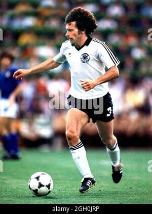 Aura 70 ans le 5 septembre 2021, anniversaire. Paul Breitner firo Fuvuball WM en Espagne 1982 07/11/1982 finale de la coupe du monde WM finale Italie - Allemagne 3: 1 Paul Breitner Banque D'Images