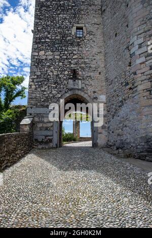 Angera, Italie. 05e juin 2020. Rocca di Angera, Lago Maggiore, Varese, Italie crédit: Agence de photo indépendante/Alamy Live News Banque D'Images