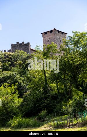 Angera, Italie. 05e juin 2020. Rocca di Angera, Lago Maggiore, Varese, Italie crédit: Agence de photo indépendante/Alamy Live News Banque D'Images