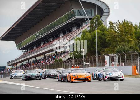 La course 2 débute lors du 4ème tour de la coupe Alpine Europa 2021, du 4 au 5 septembre 2021 sur le circuit de Barcelone-Catalunya, à Montmelo, près de Barcelone, Espagne - photo Xavi Bonilla / DPPI Banque D'Images