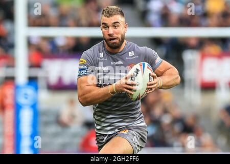 Mike McMeeken (12) de Catalans Dragons en action Banque D'Images