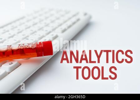 Écriture Affichage de texte Outils d'analyse. Concept signification éléments du logiciel d'analyse d'application Web utilisé pour surveiller la saisie de Notes médicales scientifiques Banque D'Images