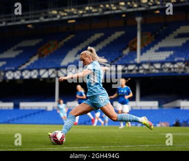 LIVERPOOL, ANGLETERRE - SEPTEMBRE 04 : Alex Greenwood de Man City pendant la Barclays FA Women's Super League entre Everton Women et Manchester City à Banque D'Images