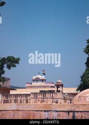 Jaipur, Rajasthan, Inde- 27 septembre 2020: Chandra mahal point de vue de jantra mantra. Banque D'Images