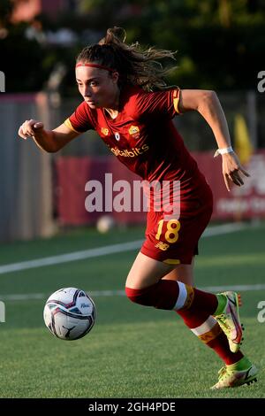 Roma, Italie. 04e septembre 2021. Benedetta Glionna d'AS Roma en action pendant la série des femmes Un match de football 2021/2022 entre AS Roma et SSD Napoli calcio femmemile au stadio Agostino Di Bartolomei à Rome (Italie), le 4 septembre 2021. Photo Andrea Staccioli/Insidefoto crédit: Insidefoto srl/Alamy Live News Banque D'Images