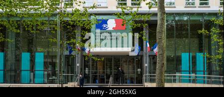 FLECHE, FRANCE - 31 juillet 2021 : Ministère de la santé (Ministere des solidarites et de la sante en français) Banque D'Images