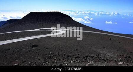 La fin de la route jusqu'au sommet sur Mt. Haleakala sur l'île de Maui à Hawaï Banque D'Images