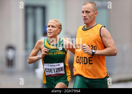 Tokyo, Japon. 5 septembre 2021. Marathon Louzanne Coetzee (RSA) : Marathon féminin T12 lors des Jeux paralympiques de Tokyo en 2020 à Tokyo, Japon . Credit: AFLO SPORT/Alay Live News Banque D'Images