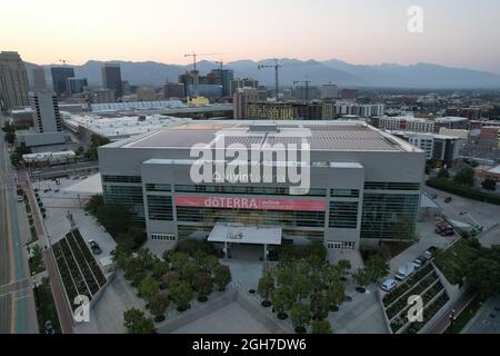 Vue aérienne de Vivint Smart Home Arena, le dimanche 5 septembre 2021, à Salt Lake City. Le site accueille le Utah Jazz de la NBA. Banque D'Images