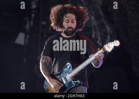 27 AOÛT - SAN FRANCISCO, CA : Joe Trohman de Fall Out Boy se produit à Oracle Park le 27 août 2021 à San Francisco, Californie. Crédit : Raymond Ahner/accès photo Banque D'Images