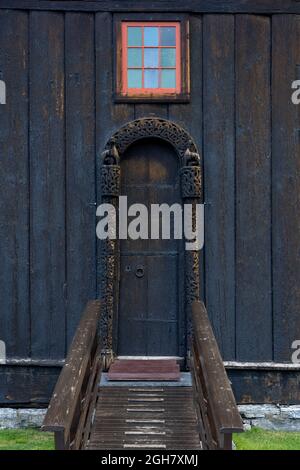 Lomskyrkja - église de la rive à LOM, comté d'Innlandet, Norvège, Europe Banque D'Images