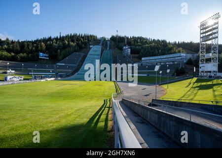 Lysgårdsbakkene ski Jumping Arena - le site de saut en ciel des Jeux Olympiques d'hiver de 1994 à Lillehammer, Norvège, Europe Banque D'Images