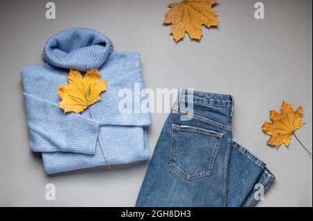 ensemble de vêtements chauds d'automne Banque D'Images