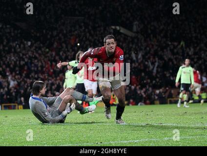 Javier Hernandez, de Manchester United, célèbre son quatrième but lors du match de football de la Barclays Premier League entre Manchester United et Newcastle United au stade Old Trafford de Manchester, au Royaume-Uni, le 26 décembre 2012. Photo David KleinSportimage Banque D'Images