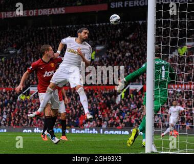 Chico Flores en action lors du match de la Barclays Premier League entre Manchester Utd et Swansea City au stade Old Trafford, Manchester, le 12 mai 2013. Banque D'Images