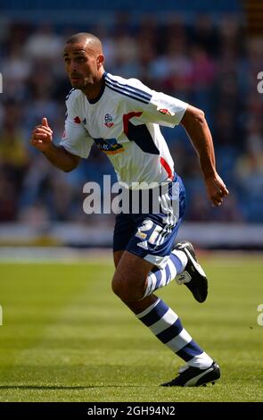 Darren Pratley de Bolton Wanderers lors du match de championnat Sky Bet entre Burnley et Bolton Wanderers au stade Turf Moor, Burnley, Royaume-Uni, le 3 août 2013. Banque D'Images