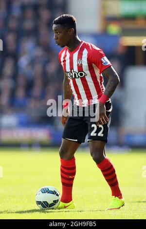 Elmer Elia de Southampton lors du match de la Barclays Premier League entre Everton et Southampton à Goodison Park, Liverpool, Angleterre, le 4 avril 2015. Banque D'Images