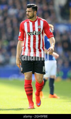 Graziano Pelle de Southampton lors du match de la Barclays Premier League entre Everton et Southampton à Goodison Park, Liverpool, Angleterre, le 4 avril 2015. Banque D'Images