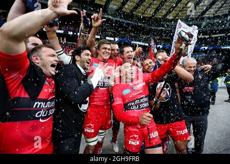 L'équipe de Toulon lors du match final de la coupe des champions de rugby européenne 2015 entre ASM Clermont Auvergne et RC Toulon au stade de Twickenham, Londres, Royaume-Uni, le 2 mai 2015. Charlie Forgham-Bailey Banque D'Images