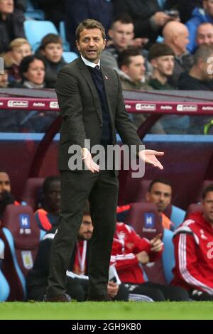 Image #: 40483945 24 octobre 2015 - Birmingham, Royaume-Uni - Tim Sherwood directeur d'Aston Villa - Aston Villa vs Swansea - Barclay's Premier League - Villa Park - Birmingham - 24/10/2015. Banque D'Images