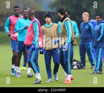 Image #: 40670125 3 novembre 2015 - Londres, Royaume-Uni - Chelsea's Eden Hazard pendant l'entraînement..UEFA Champions League - Chelsea Training & Press Conference - Cobham - Angleterre - 3 novembre 2015. Banque D'Images