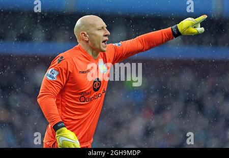 Image #: 41385056 28 novembre 2015 - Birmingham, Royaume-Uni - le gardien de but Aston Villa Brad Guzan.- Barclays Premier League - Aston Villa vs Watford - Villa Park - Birmingham - Angleterre - 28 novembre 2015 - Robin Parker Banque D'Images