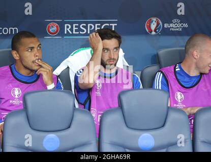 Will Grigg, d'Irlande du Nord (c), recommence sur le banc lors du championnat d'Europe de l'UEFA 2016 au Parc des Princes, Paris. Date de la photo 25 juin 2016 pic David Klein/Sportimage via PA Images Banque D'Images