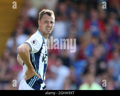 Jonny Evans de West Broms en action pendant le match de la Premier League au stade Selhurst Park, Londres. Date de la photo 13 août 2016 pic David Klein/Sportimage via PA Images Banque D'Images