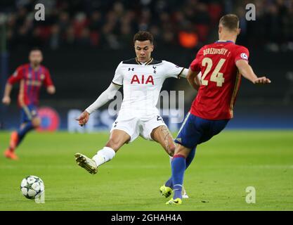 Le DELE Alli de Tottenham est en action lors du match de groupe de la Ligue des Champions au stade Wembley, Londres. Date de la photo 7 décembre 2016 pic David Klein/Sportimage via PA Images Banque D'Images