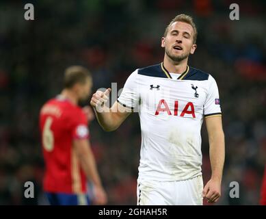 Harry Kane, de Tottenham, est abattu lors du match de groupe de la Ligue des champions au stade Wembley, à Londres. Date de la photo 7 décembre 2016 pic David Klein/Sportimage via PA Images Banque D'Images