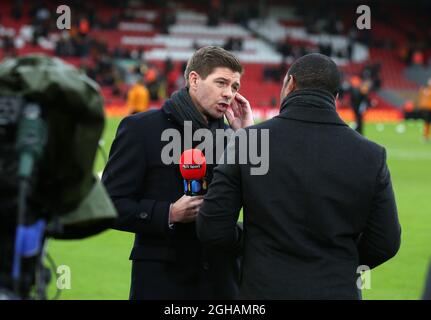 Ancien capitaine Steven Gerrard travaillant pour BT Sport lors du quatrième tour de la coupe de l'anglais FA au stade Anfield, Liverpool Date de la photo : 28 janvier 2017. Photo Simon Bellis/Sportimage via PA Images Banque D'Images