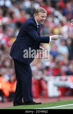 Ronald Koeman, directeur d'Everton, lors du match de la Premier League anglaise au White Hart Lane Stadium, Londres. Date de la photo: 21 mai 2017.le crédit de Pic devrait se lire: Charlie Forgham-Bailey/Sportimage via PA Images Banque D'Images