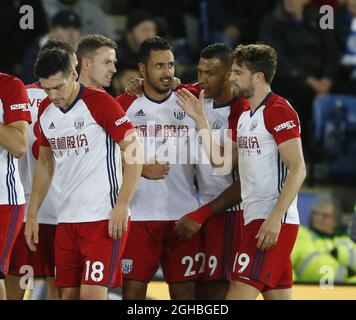 Nacer Chadli de West Bromwich Albion célèbre son but lors du match de première ligue au King Power Stadium de Leicester. Photo date 16 octobre 2017. Le crédit photo doit se lire comme suit : Simon Bellis/Sportimage via PA Images Banque D'Images